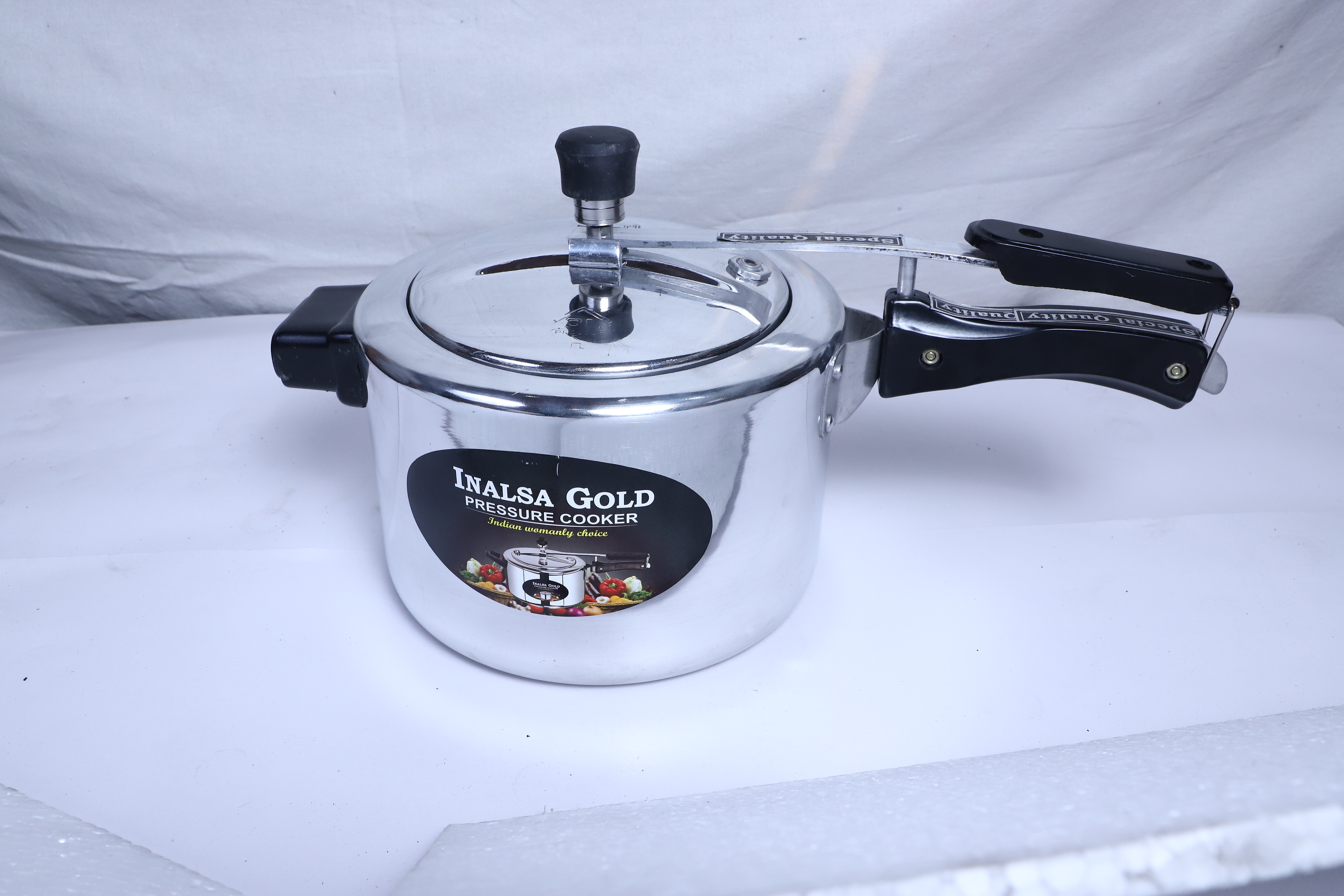 Non-Stick Contura Cooker